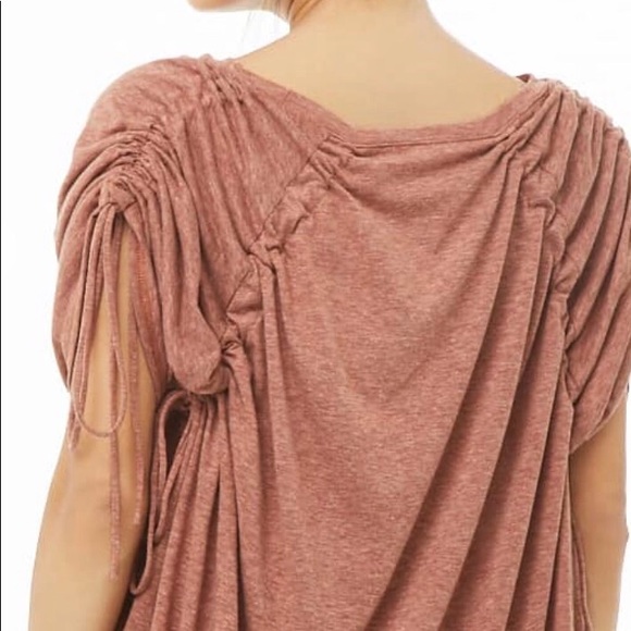 Draw string top - Picture 2 of 3